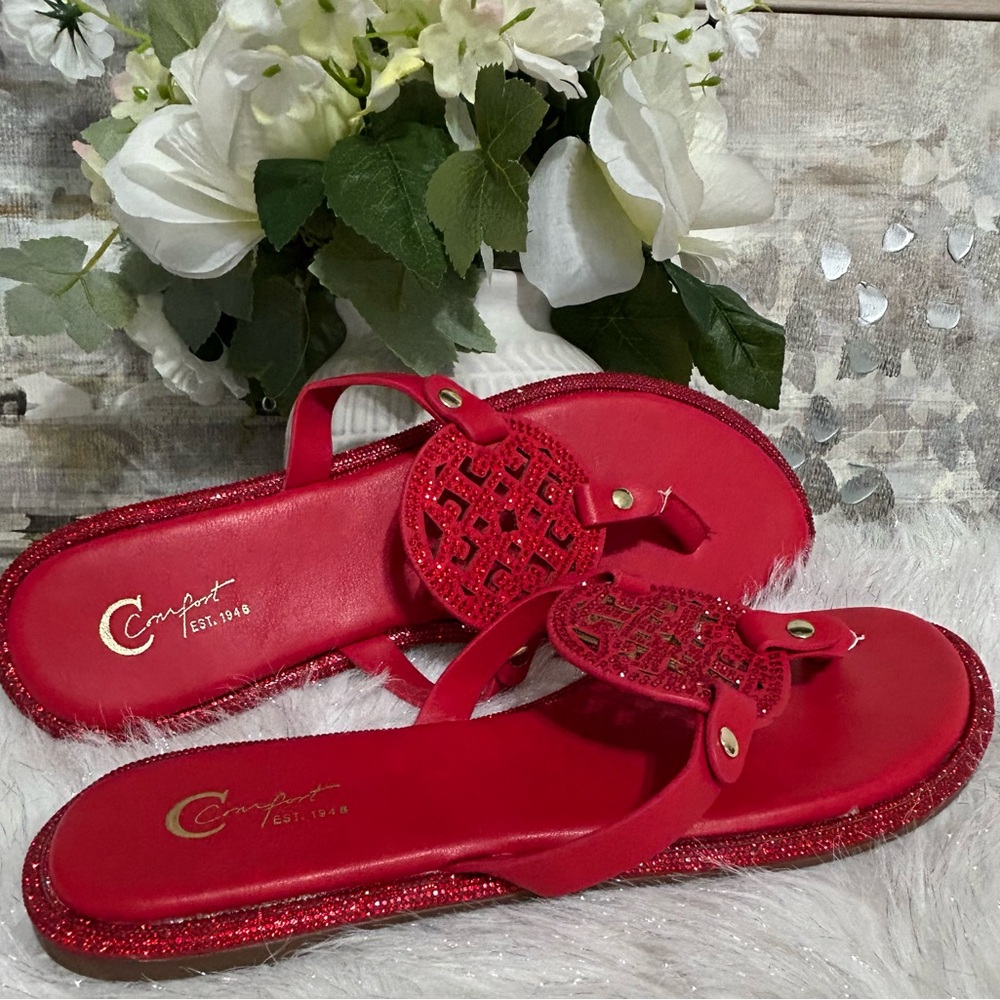 NWOT C. Est 1946 Women's Red Fashion Sandals Size 10